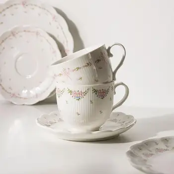 250ml Eiropas Stila Ziedu Teacup Ar Apakštase Keramikas Kafijas Krūze Uzstādīt Pāris Brokastis Piena Kausa Deserts Plāksne Siltuma Izturīgs