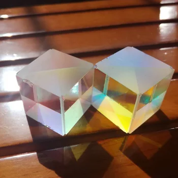 2GAB 2.6x2.6x2.6cm Izglītības Optiskā Stikla Prizmu Trūkumiem Krusta Dichroic X-Cube Prizmu RGB Kombains Apdare Stikla Prizmas