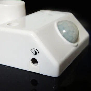 AC220V Infrasarkans Kustības Sensors Automātiskās Gaismas Lampa Turētāja Maiņa Inteliģento Gaismas Kustības Sajūtu Slēdzis ar 2 Skrūves, 50/60HZ