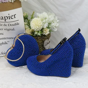 BaoYaFang Sieviešu kāzu kurpes ar atbilstošas somas Augstu Ķīļveida Sirds somiņā Balts/Krēmbalta Krelles puse, apavi un somas Siksnu Sprādzes
