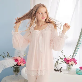 Bezmaksas Piegāde Jaunu Rudens un Ziemas Sieviešu Princese Pidžamas Bikses Komplekts Rozā un Baltā Sleepwear Mājas Auduma Mežģīnēm Vintage pijamas