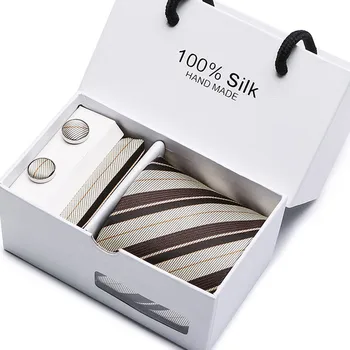 Dāvanu kaste iepakojumā vīriešu zīmolu luksusa zeķubikses kabatas laukumā, kāzu vīriešu kaklasaites zīda kaklasaiti, aproču pogas iestatīt lakatiņu