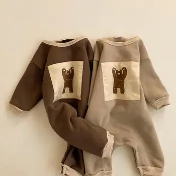 Ir 2021. pavasara Jaunu Bērnu sporta krekls Baby romper Meitenes Zēni karikatūra Lācis drukāt Sabiezēt silts Jumpsuit Vintage Baby Romper garām Piedurknēm 68066